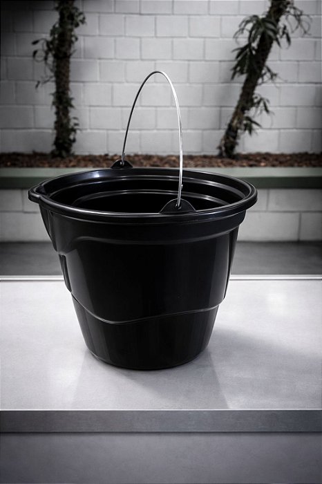 Balde Plástico 12L Reforçado. PRIMEPLAS. Cod. 00000309