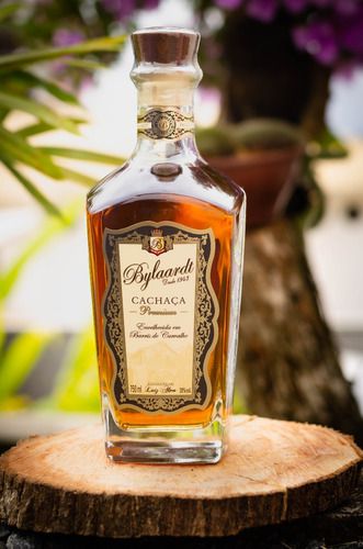 CACHAÇA PREMIUM 750 ml - BYLAARDT (para maiores de 18 anos)