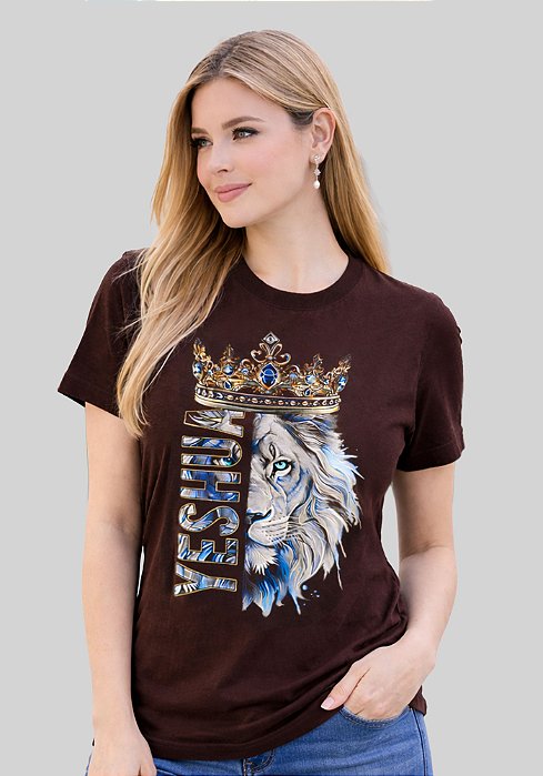 T-SHIRT FEMININA - LEÃO YESHUA COROA - COR MARROM
