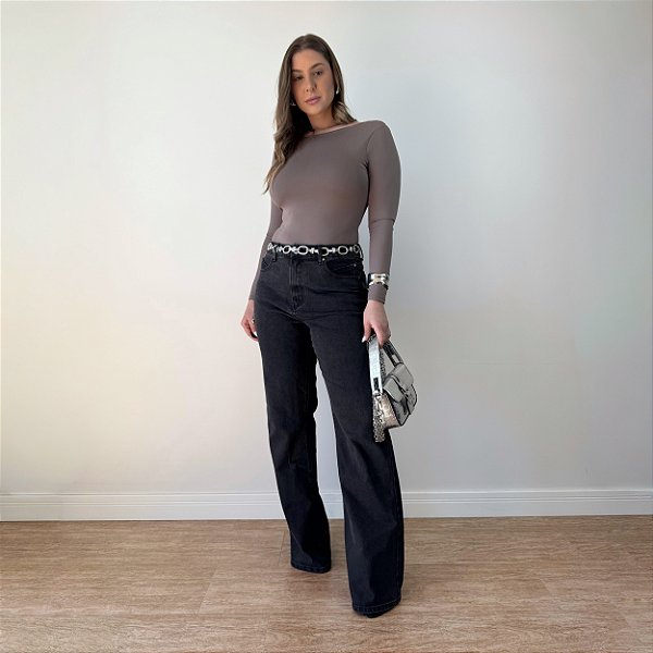 Calça wide leg estonada Gabriela