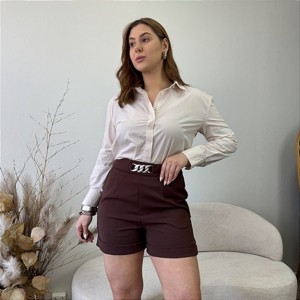 Camisa tradicional com botão de strass Tamires