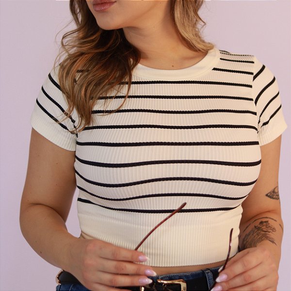 Blusa cropped listrada Nani