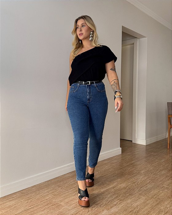 Calça Mom Jeans Lavagem Escura Denim Zero DZ21249