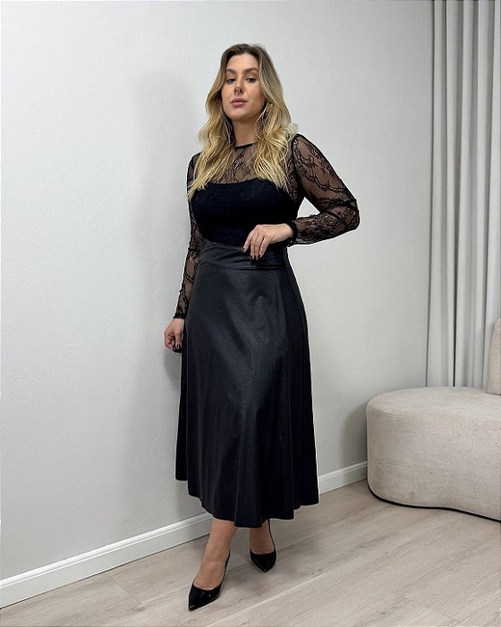 Saia Midi Evasê Em Courino Leve Adriana