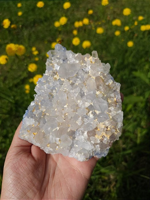 Drusa de Quartzo com Dumortierita