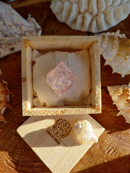 Colar de Quartzo Rosa