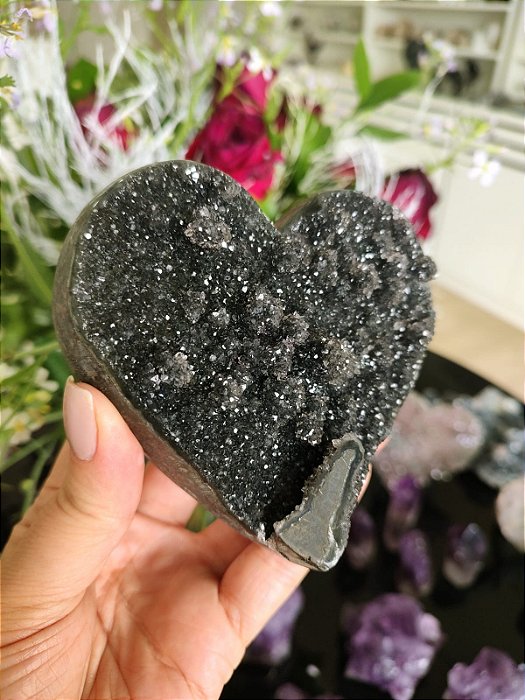 Coração Calcedônia Negra (com suporte)