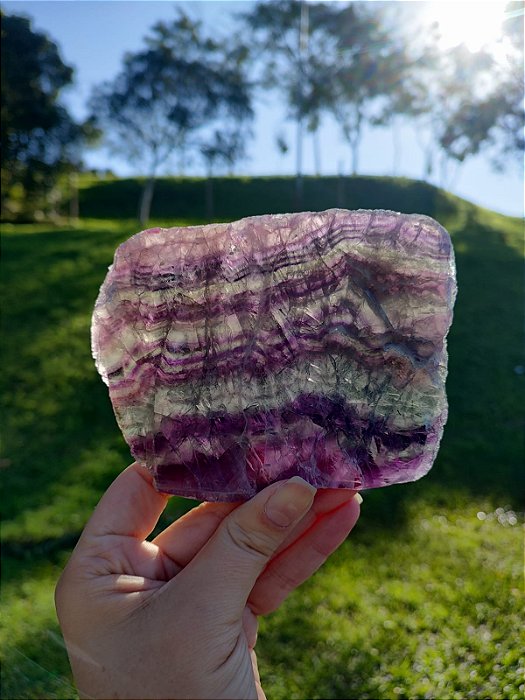 Fluorita Arco-Íris (acompanha suporte de metal)