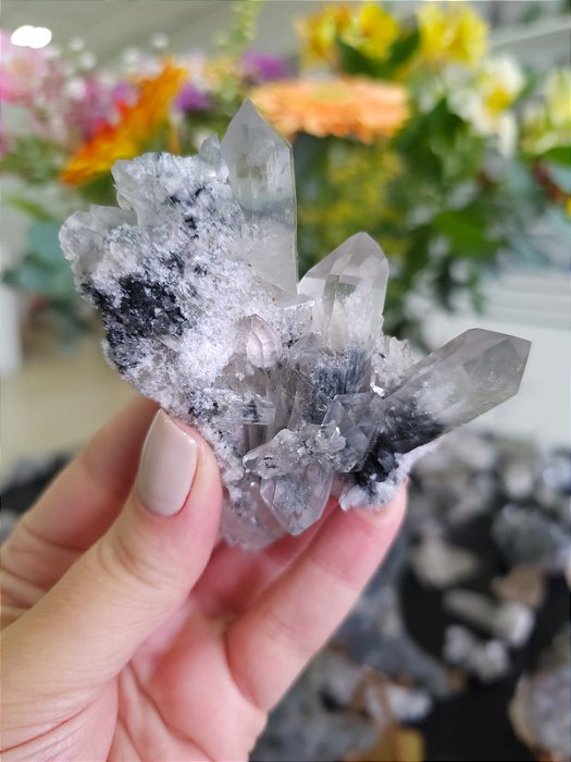 Drusa com Inclusões e Ísis