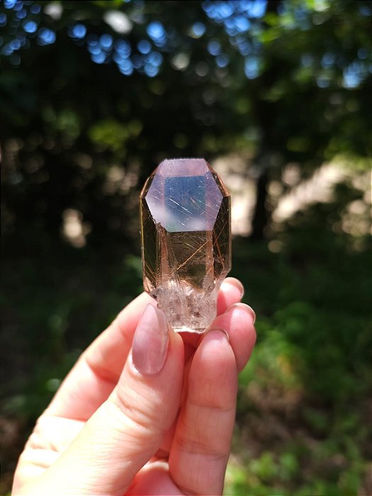 Quartzo com Rutilo Estrela Dourado