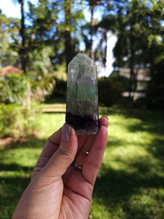 Fluorita Arco-íris ( Formação Roxa, Azul e Verde)