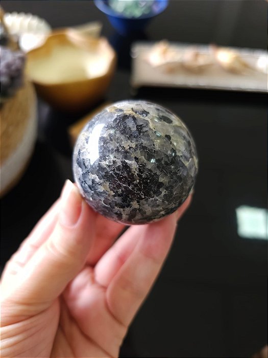 Esfera de Quartzo Turmalinado
