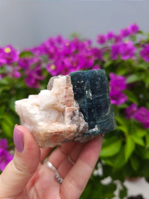 Água Marinha na Matriz de Quartzo e Feldespato