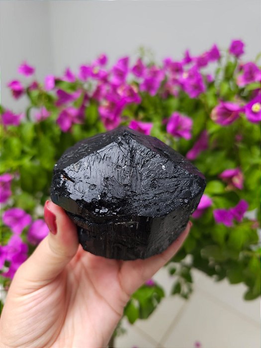 Turmalina Negra com Terminação Natural