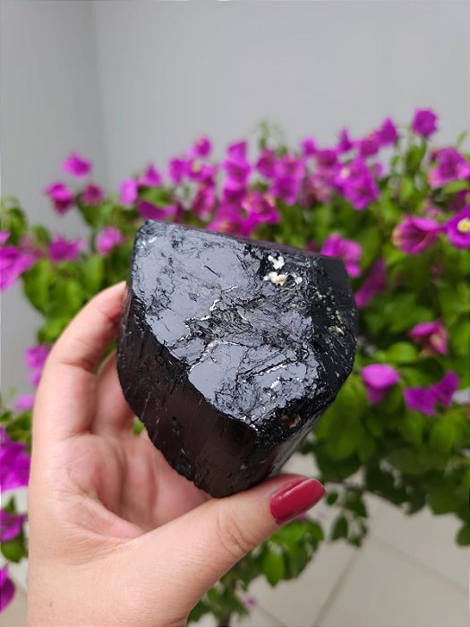 Turmalina Negra com Terminação Natural