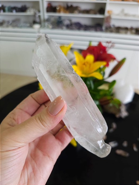 Dragão esculpido em pontas de Quartzo Translúcido