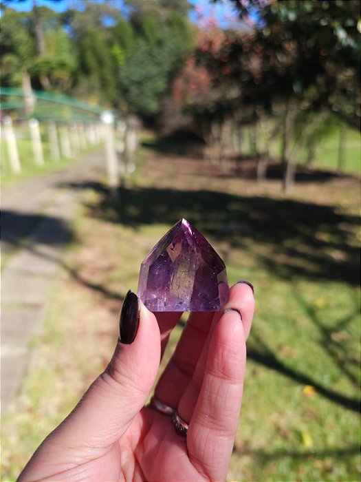 Ametista com Quartzo Translúcido Lapidada