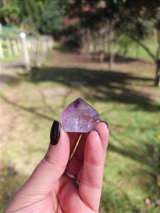 Ametista com Quartzo Translúcido  Lapidada