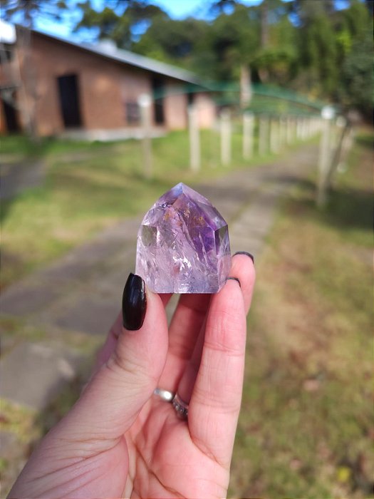 Ametista com Quartzo Translúcido e Golden Healer Lapidada