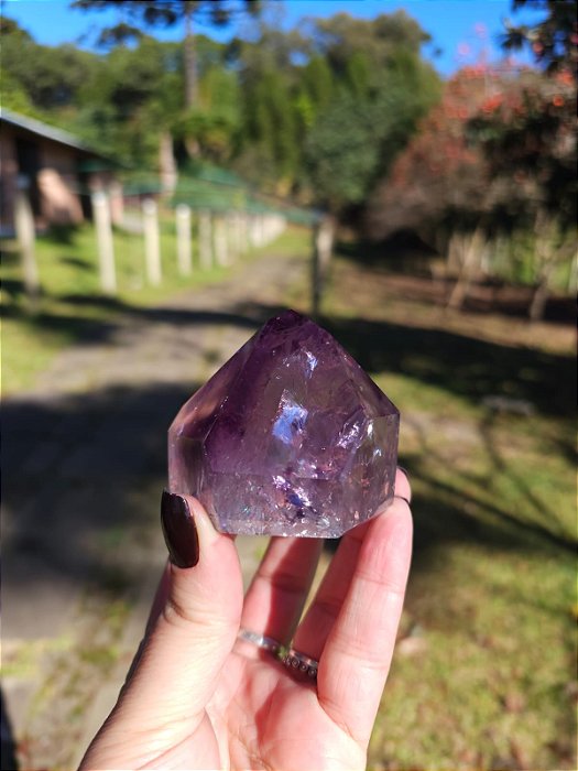 Ametista com Quartzo Translúcido Lapidada