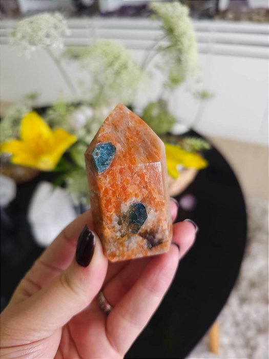 Calcita Laranja com Apatita Azul