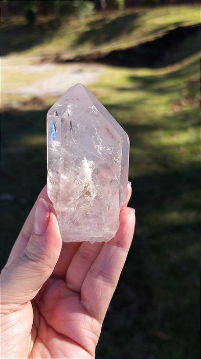 Quartzo com Inclusão de Lodolita em Espiral