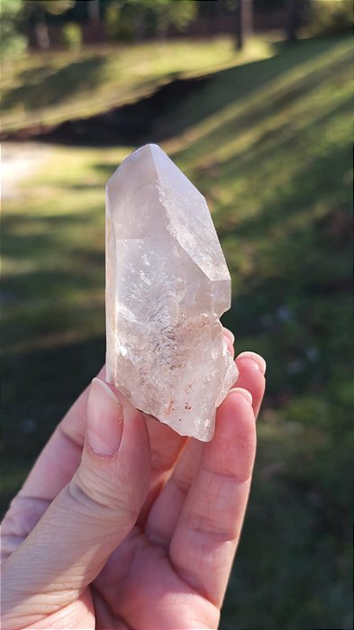 Quartzo com Inclusão de Lodolita em Espiral