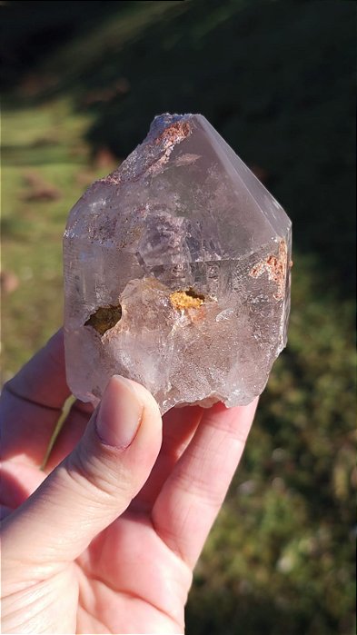 Quartzo com Inclusão de Lodolita em Espiral