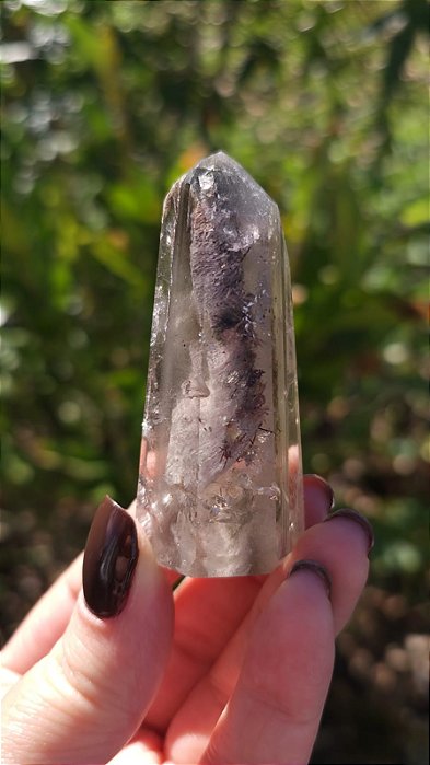 Anfibólio com Espiral Interno e Rutilos