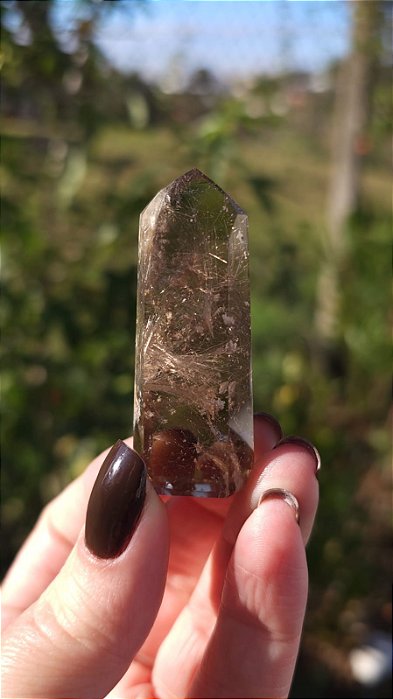 Quartzo com Rutilos Dourados