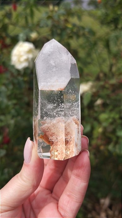 Quartzo Jardim com Rutilos Pretos e Phantom