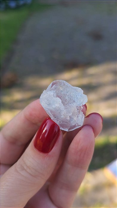 Topázio Azul Bruto com Corrosão Natural