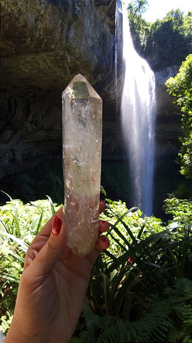 Mestre Ísis e Elo do Tempo Passado