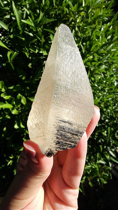 Ponta de Calcita com inclusão de Manganês Terminada