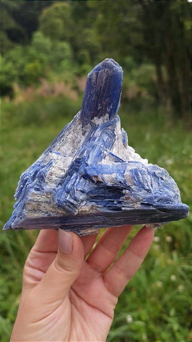 Cianita Azul com Quartzo