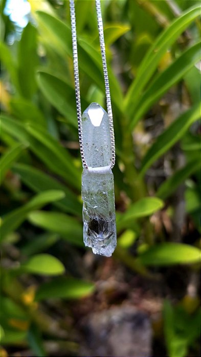 Colar Médio Quartzo com Clorita e Chaves