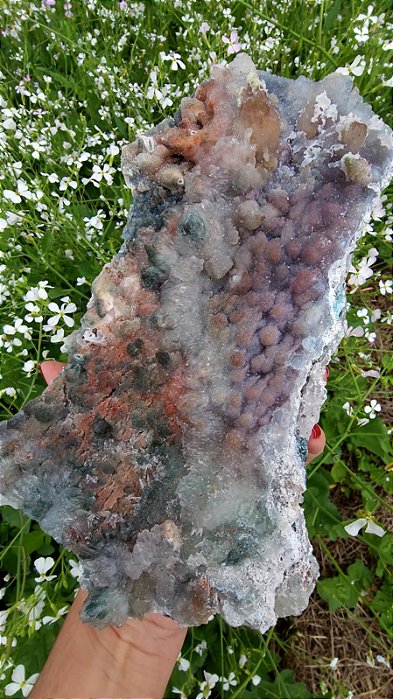 Drusa de Calcitas coberta por Cristalização de Quartzo