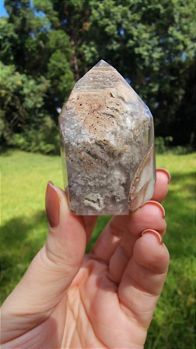 Quartzo com Lodolita e Rutilos