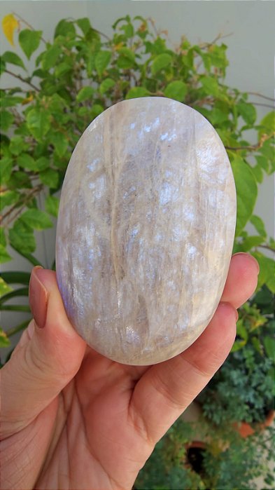 Pedra da Lua Pêssego com Adularescência