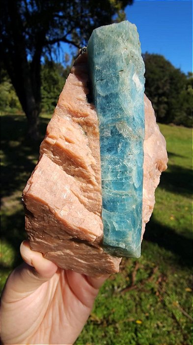 Água Marinha na matriz de Feldspato