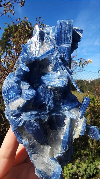 Cianita Azul com Quartzo