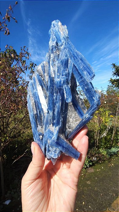 Cianita Azul com Quartzo