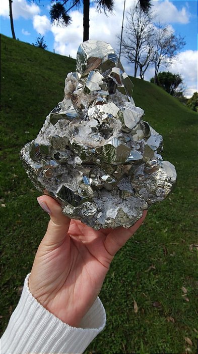 Drusa Pirita Peruana com Quartzo