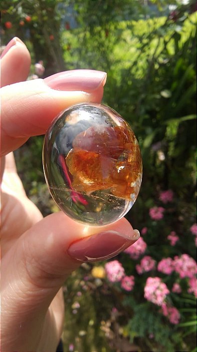 Cristal Hialino com Hematita em camadas