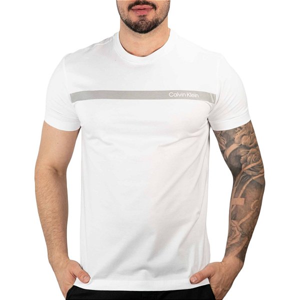 Camiseta Masculina Calvin Klein Branca Básica em Promoção na