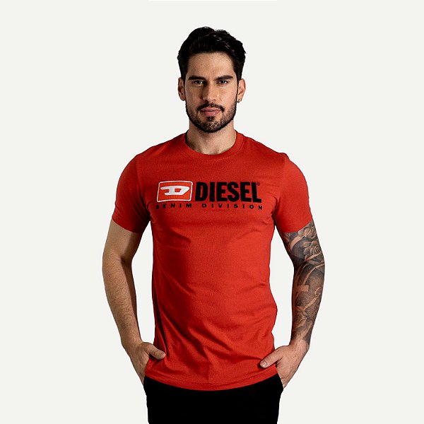 Camiseta Diesel Logo Vermelha