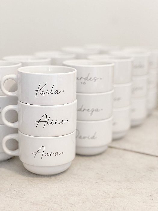 Xícaras Personalizadas com Nomes para Padrinhos de Casamento