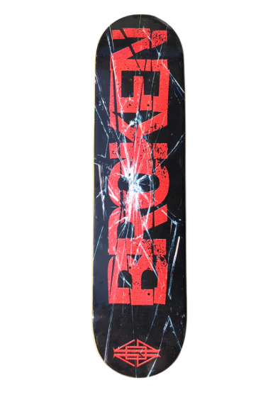 Shape Skate Marfim Broken Glass 8.2