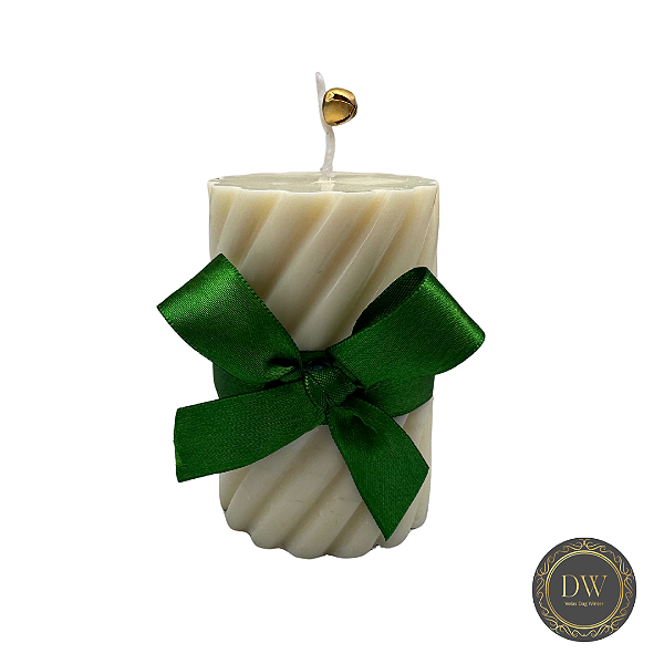 VELA AROMÁTICA E DECORATIVA FEITA COM CERA COCO VEGETAL - 125 GRAMAS