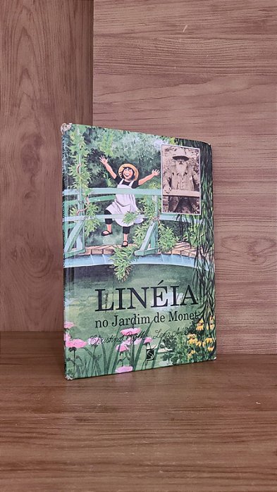 Linéia No Jardim de Monet